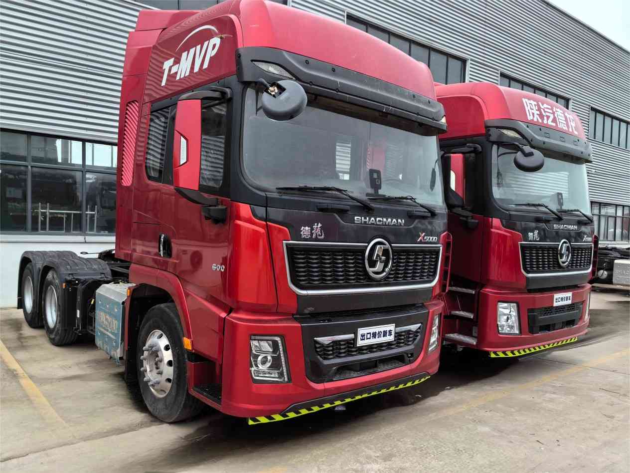 SHACMAN X5000 6x4 Pull Up - Image 4