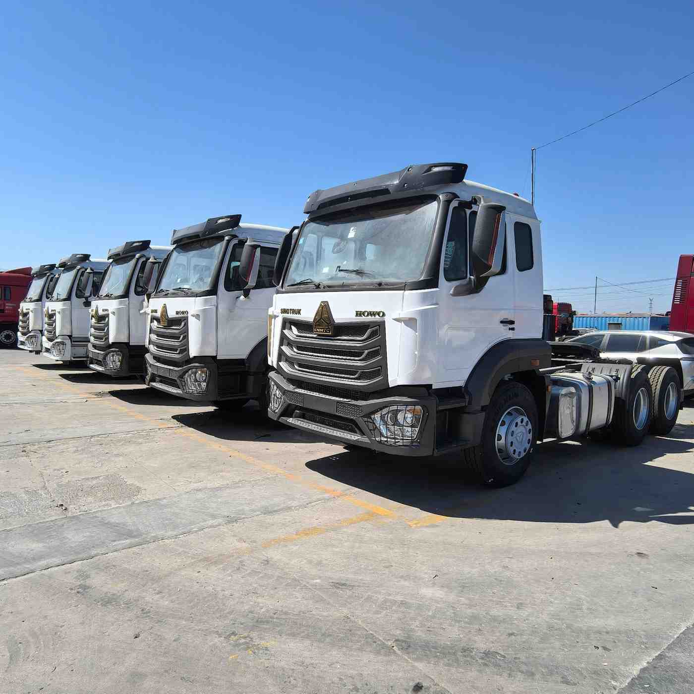 SINOTRUK HOHAN 6X4 TRACTOR IN CBU CONDITION - Image 6