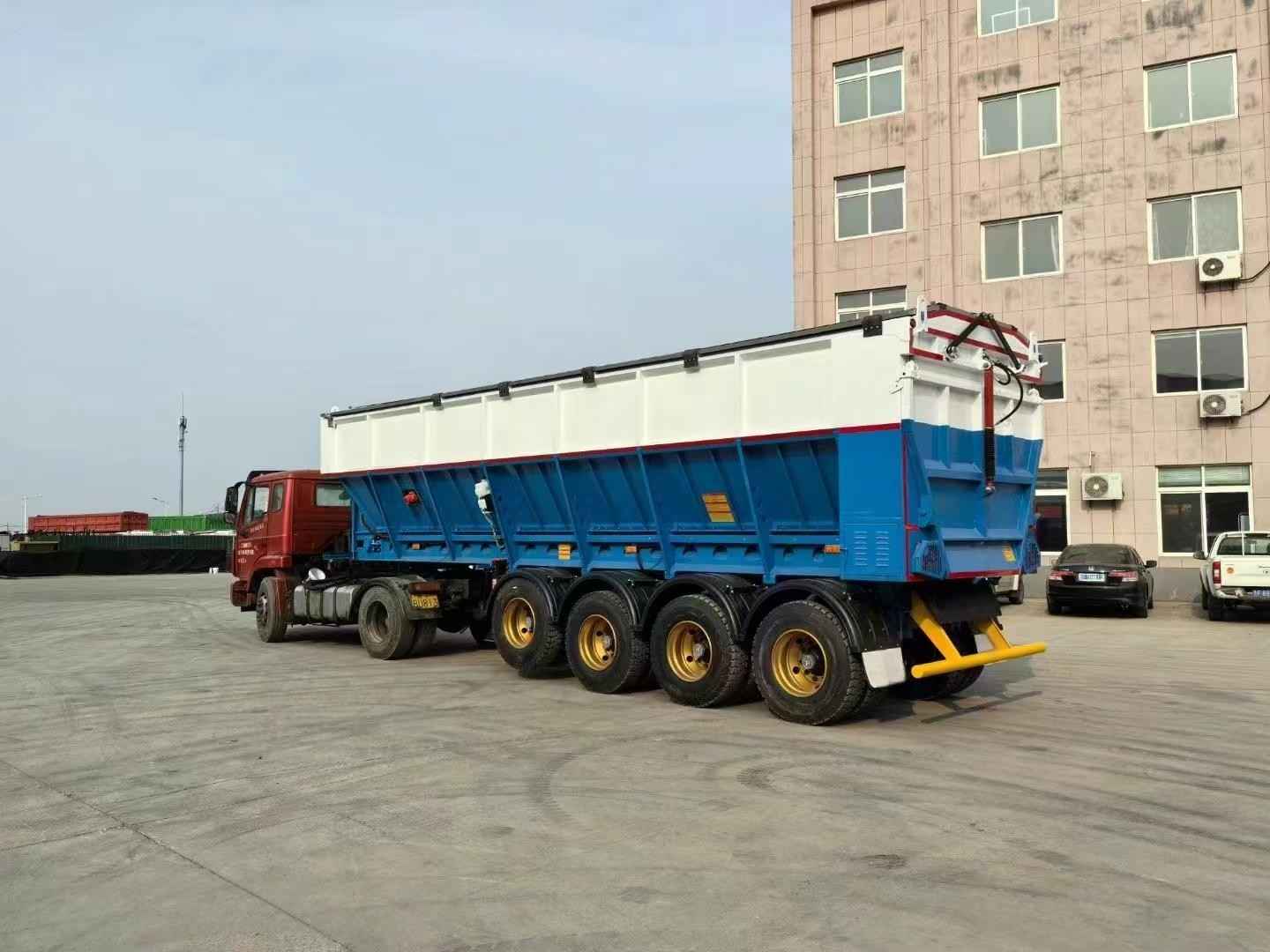 4-axle Bulk grain transport semi-trailer - Image 2