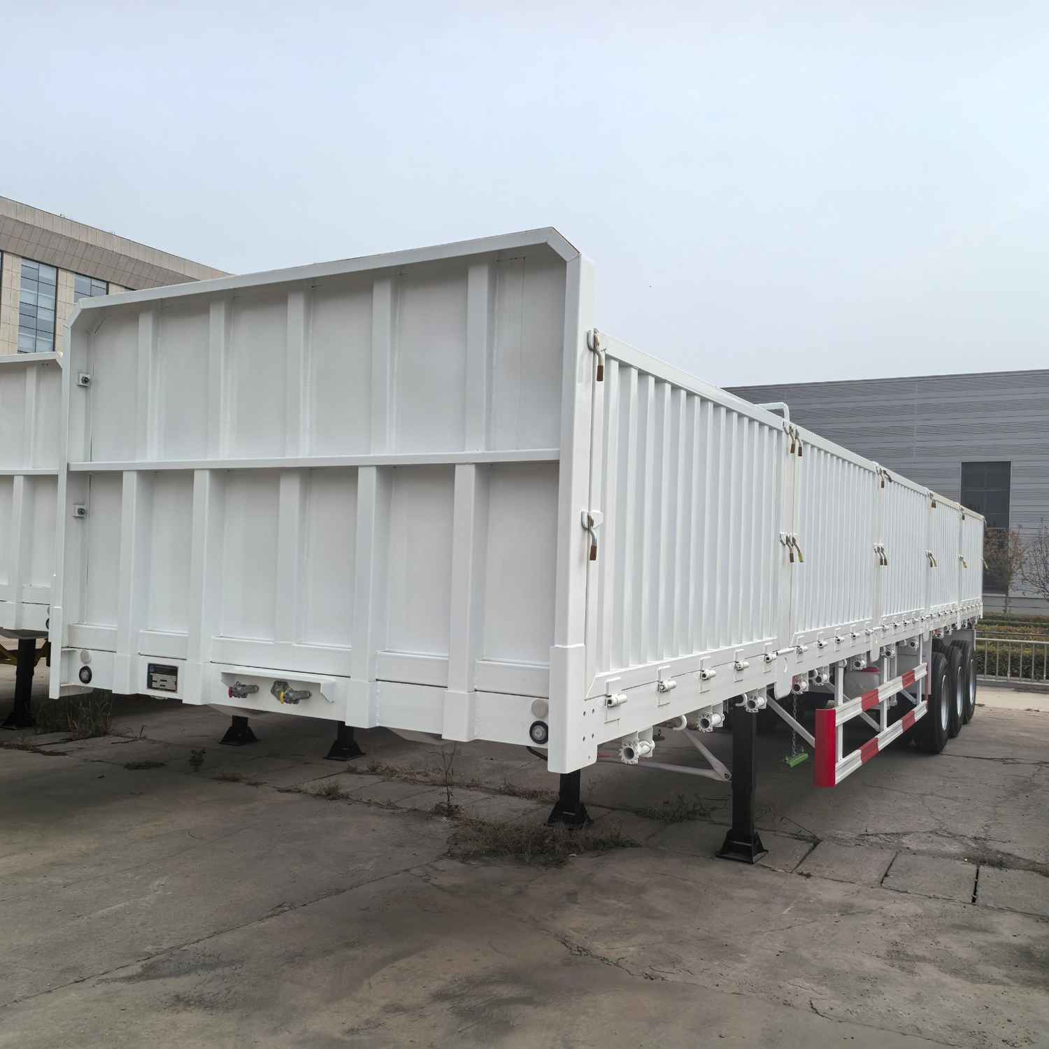 3 axle Framed Panel van semi-trailer - Image 4