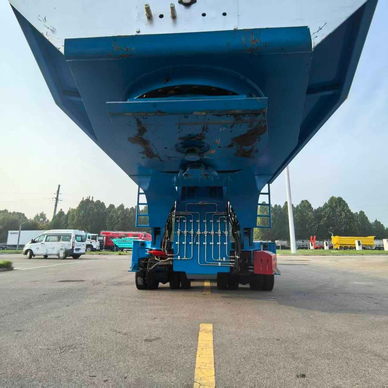 Hydraulic module low flatbed semi-trailer - Image 5