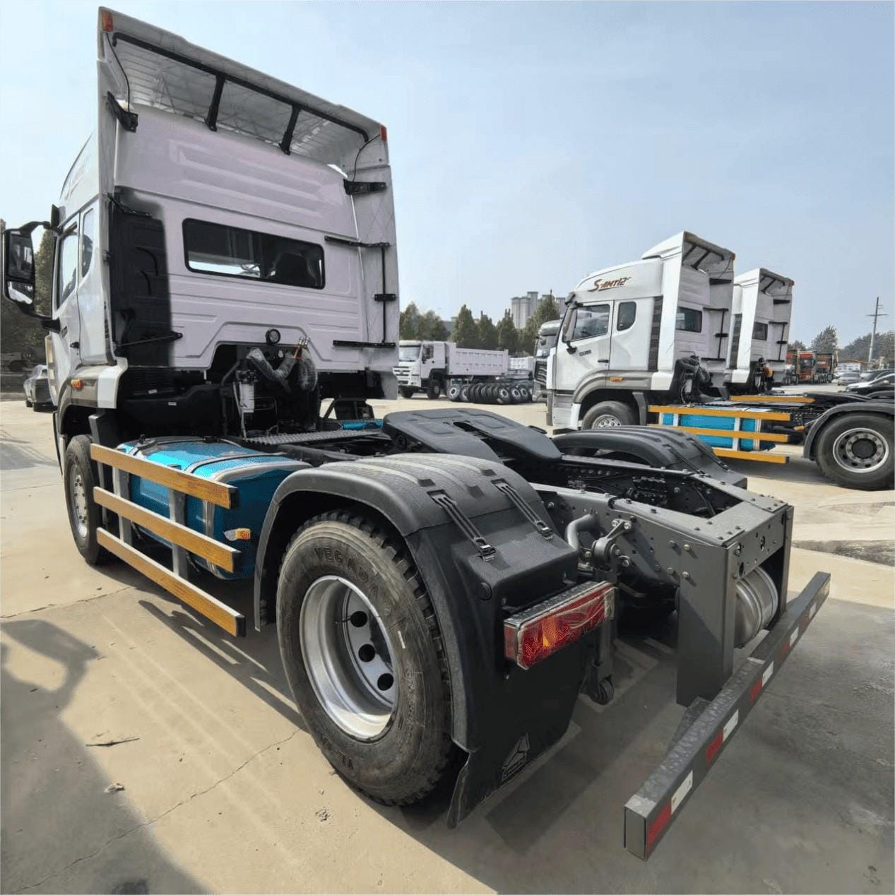 HOWO NX Primer 4 x 2 - Image 3