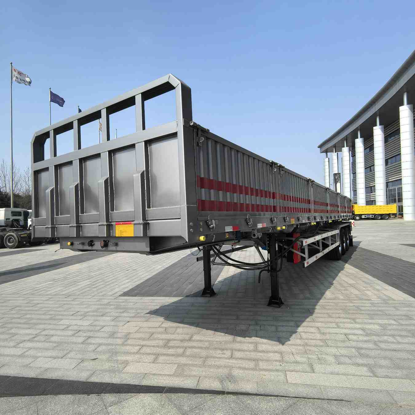 3 axle Framed Panel van semi-trailer - Image 2