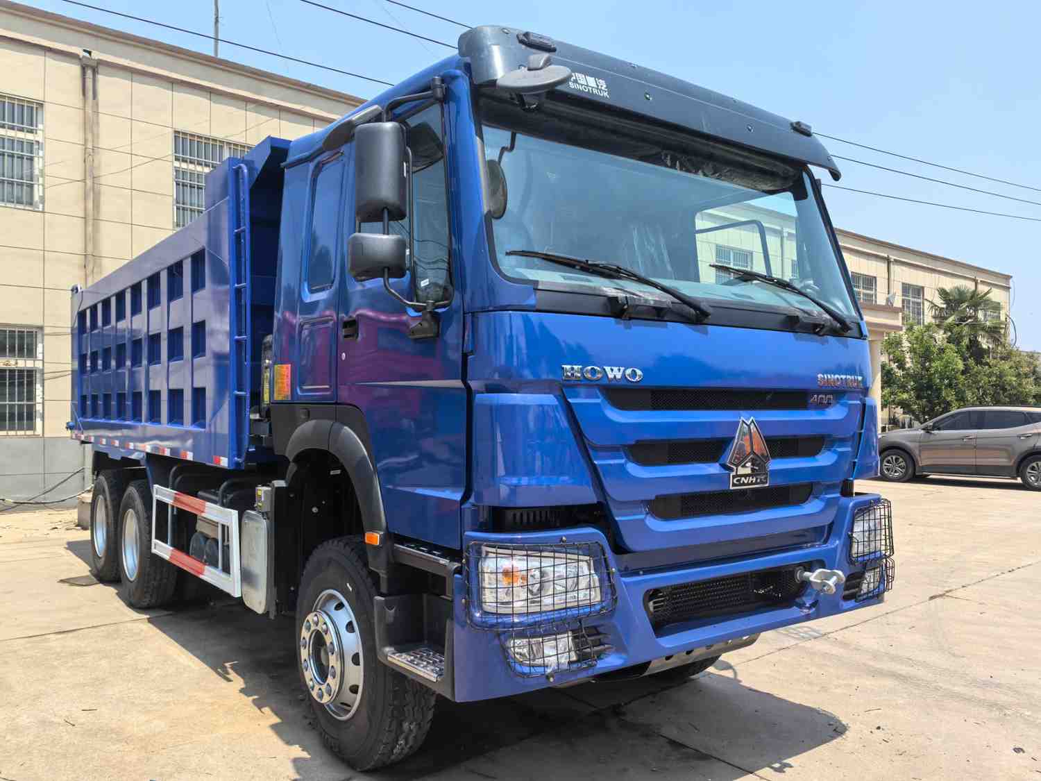 HOWO 400hp 6x4 dump truck - Image 4