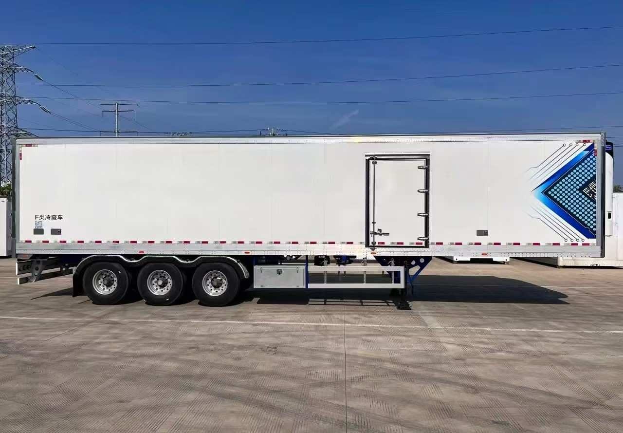 Refrigerated Semi-Trailer Vehicle - Image 3