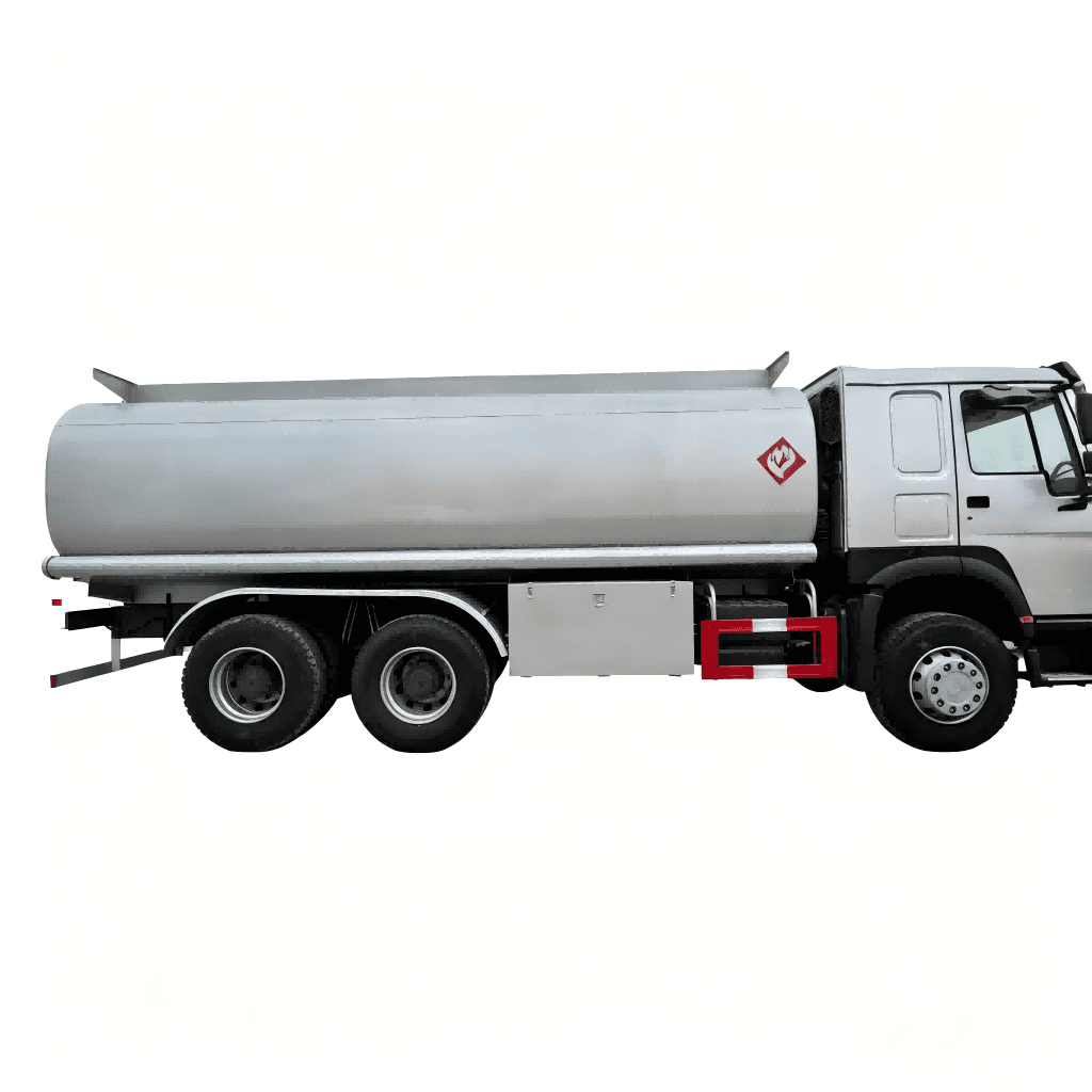 SINOTRUK Howo 25-cubic meter 6X4 fuel tank vehicle - Image 4